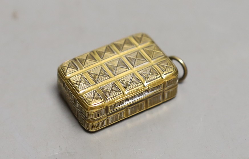 A George III silver gilt vinaigrette, with chequered decoration, Thomas Harper? London, 1800, 29mm